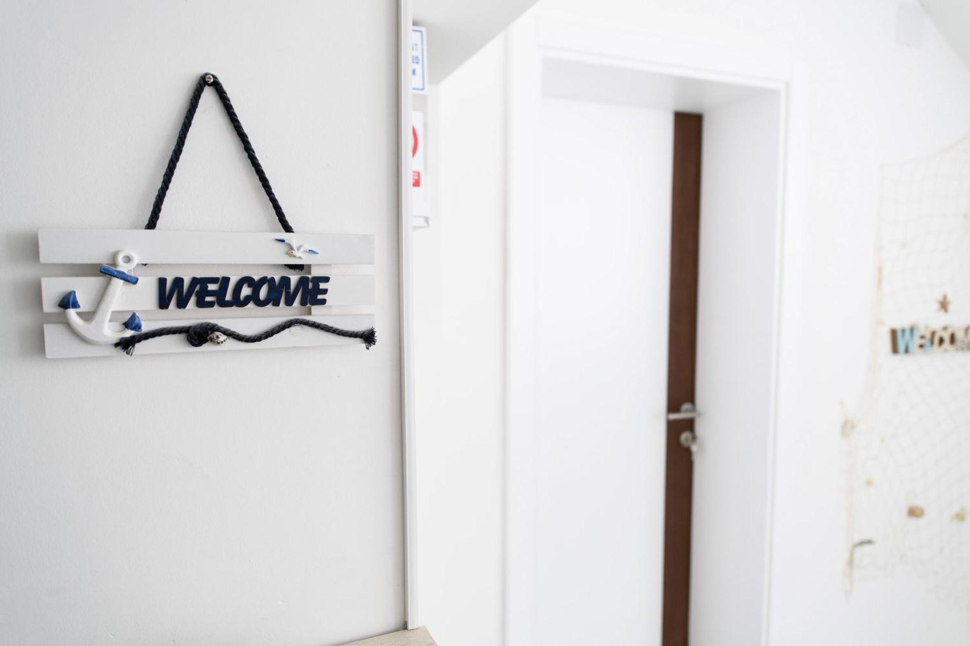 Apartments Near Central Beach With Free Parking Makarska Exterior foto