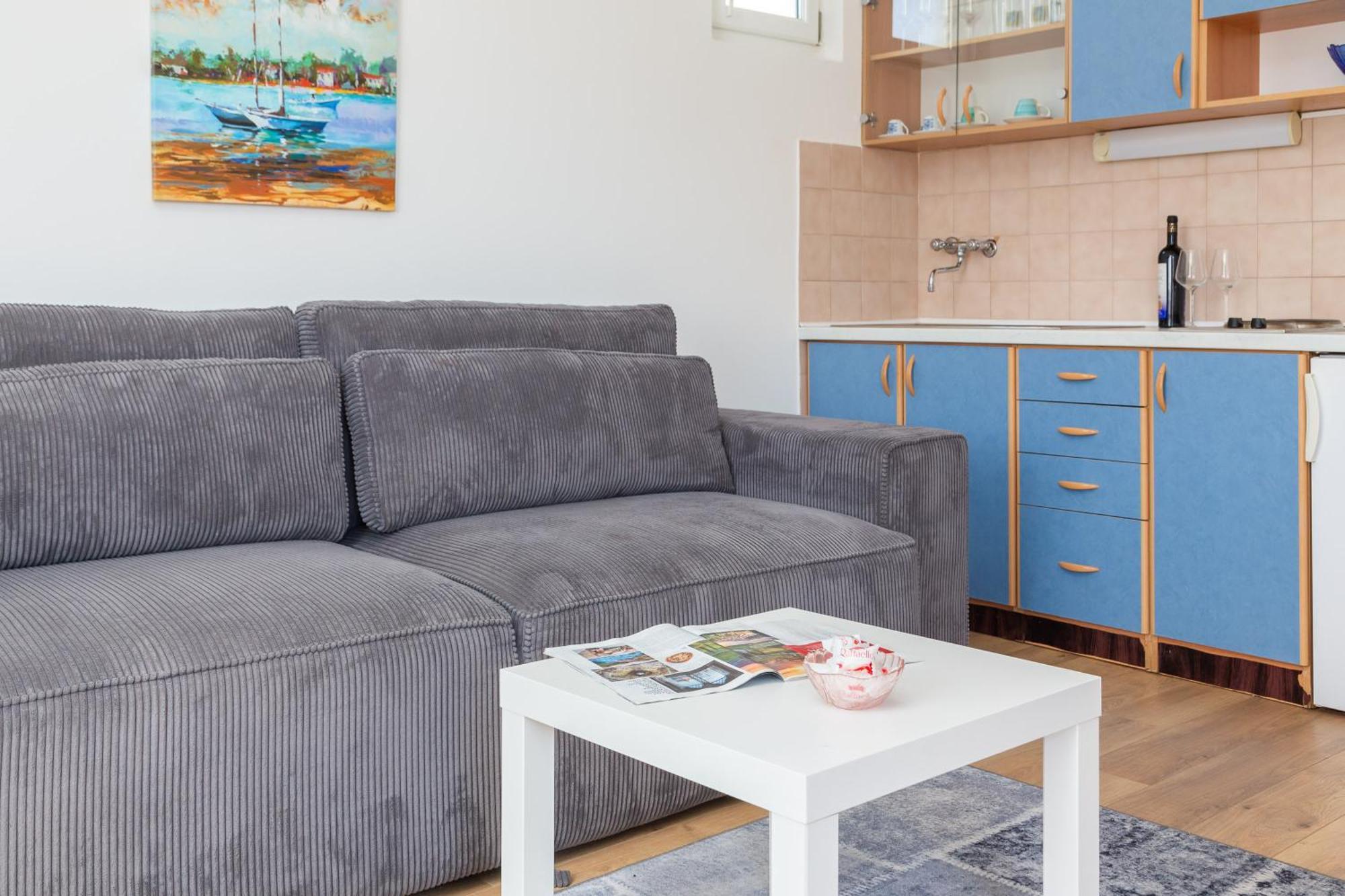 Apartments Near Central Beach With Free Parking Makarska Exterior foto