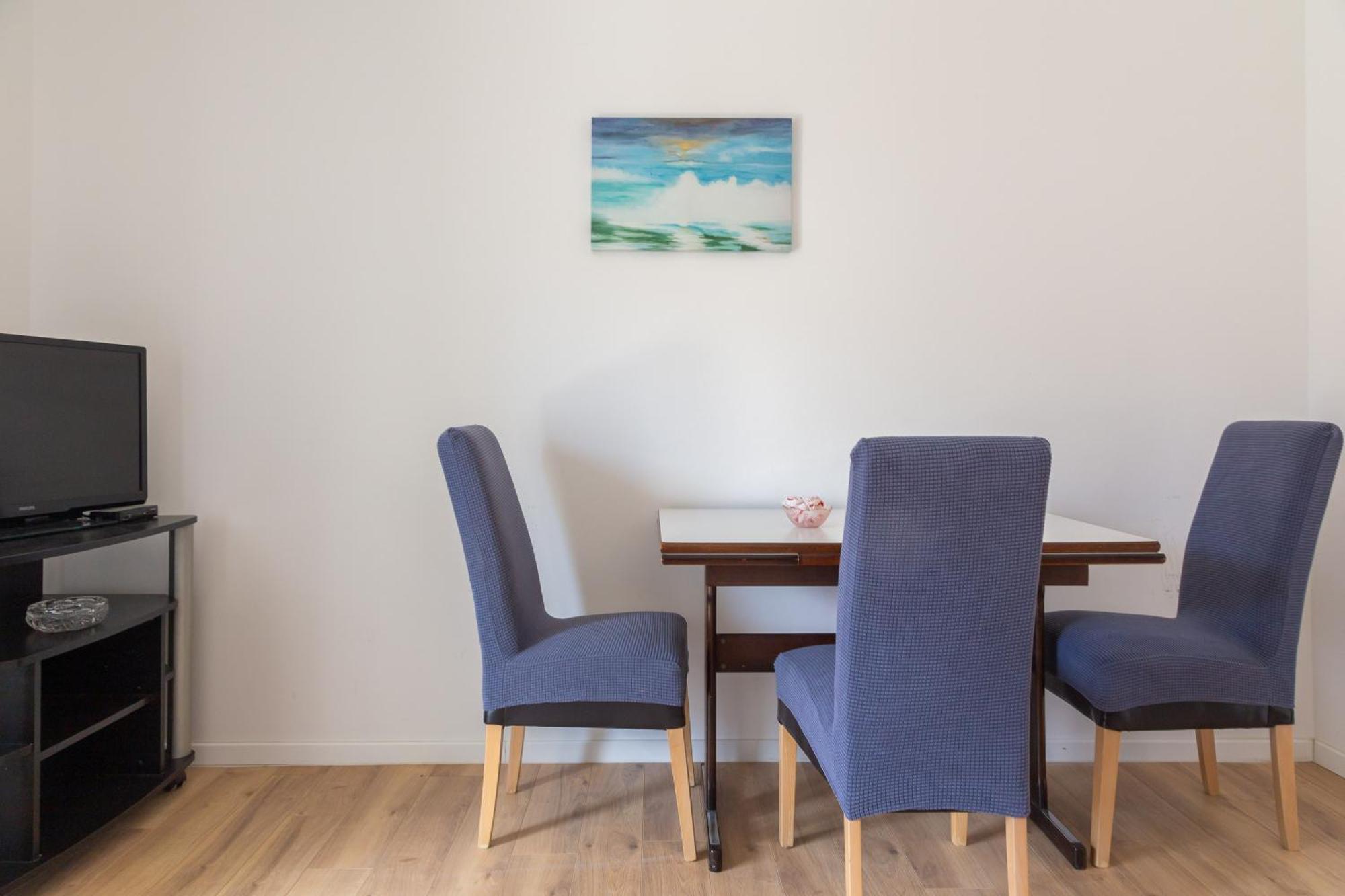 Apartments Near Central Beach With Free Parking Makarska Habitación foto