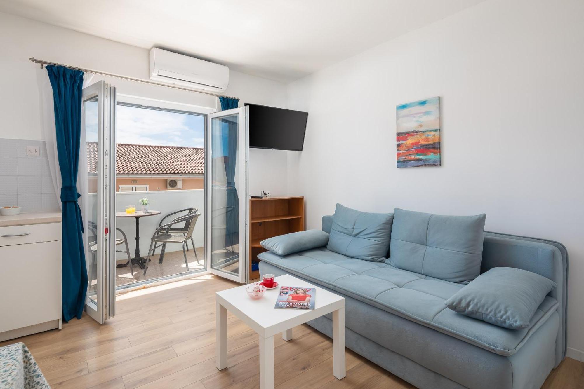 Apartments Near Central Beach With Free Parking Makarska Habitación foto
