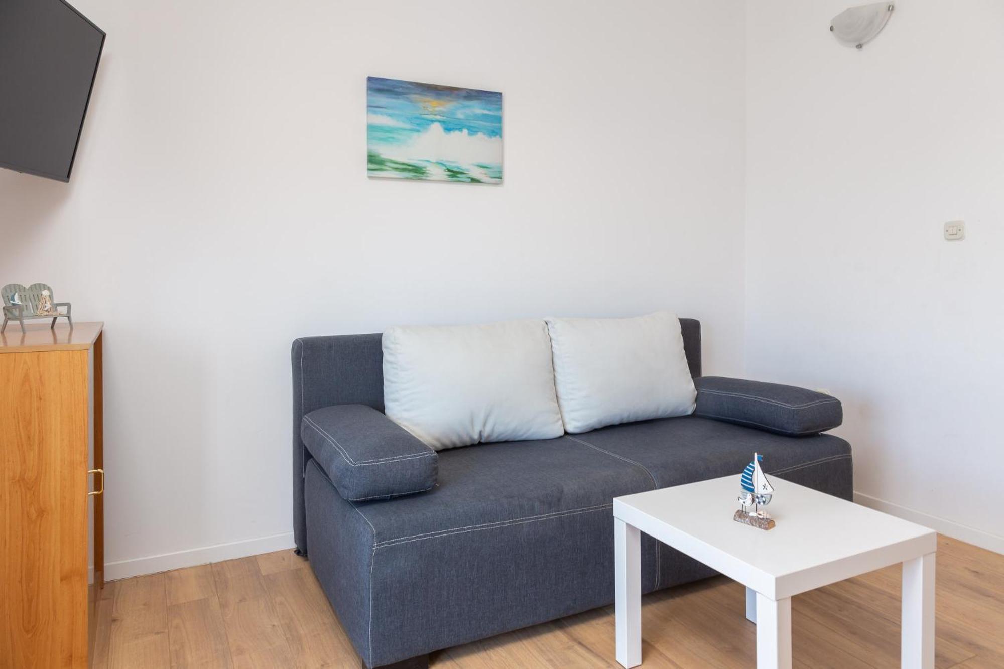 Apartments Near Central Beach With Free Parking Makarska Habitación foto